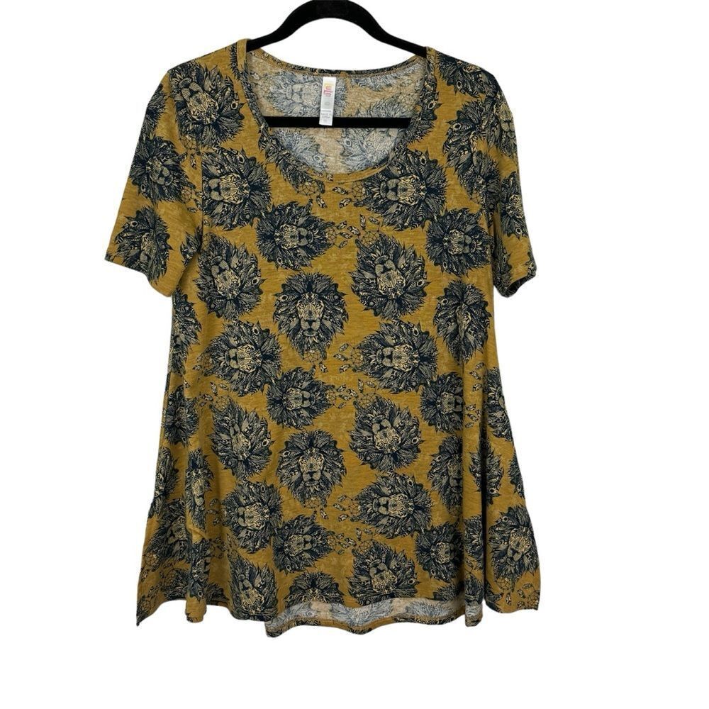 LuLaRoe Perfect T Lion Print - Size XS
